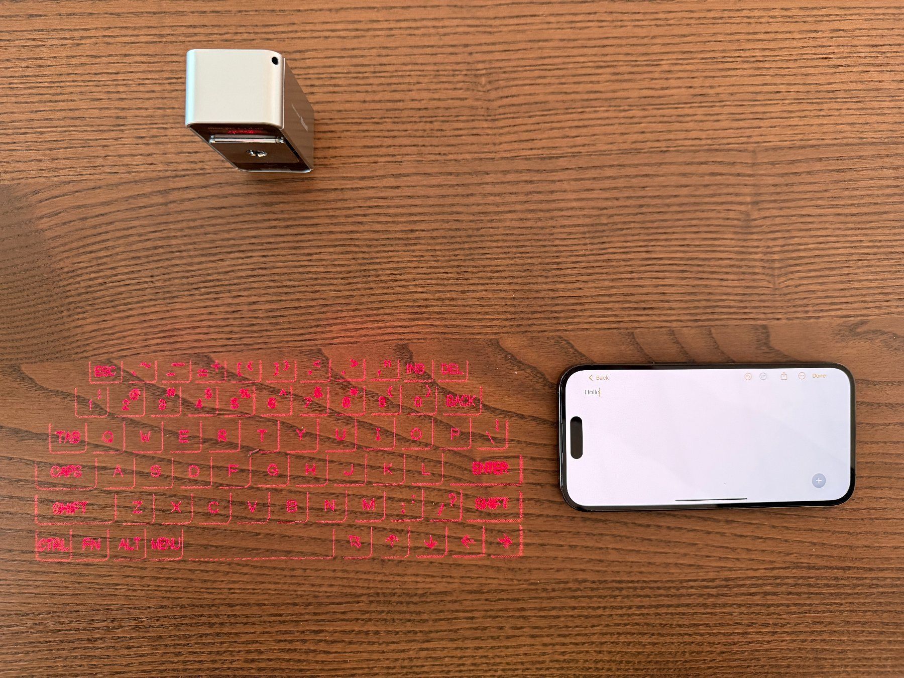 Tastiere: Magic Cube Bluetooth Projection Tastatur – Usato da Winterthur venduto da schultzz 2