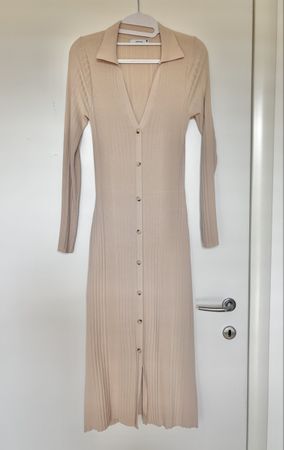 Beige langes Kleid aus Viskose S Reserved wie Massimo