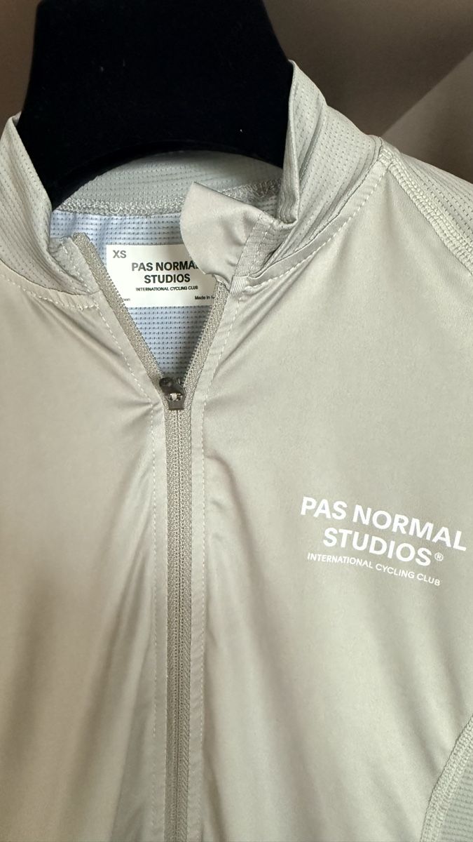 Canottiere & Pantaloni: PAS Damen-Radtrikot – Usato da Küsnacht venduto da cri_ngg5 2