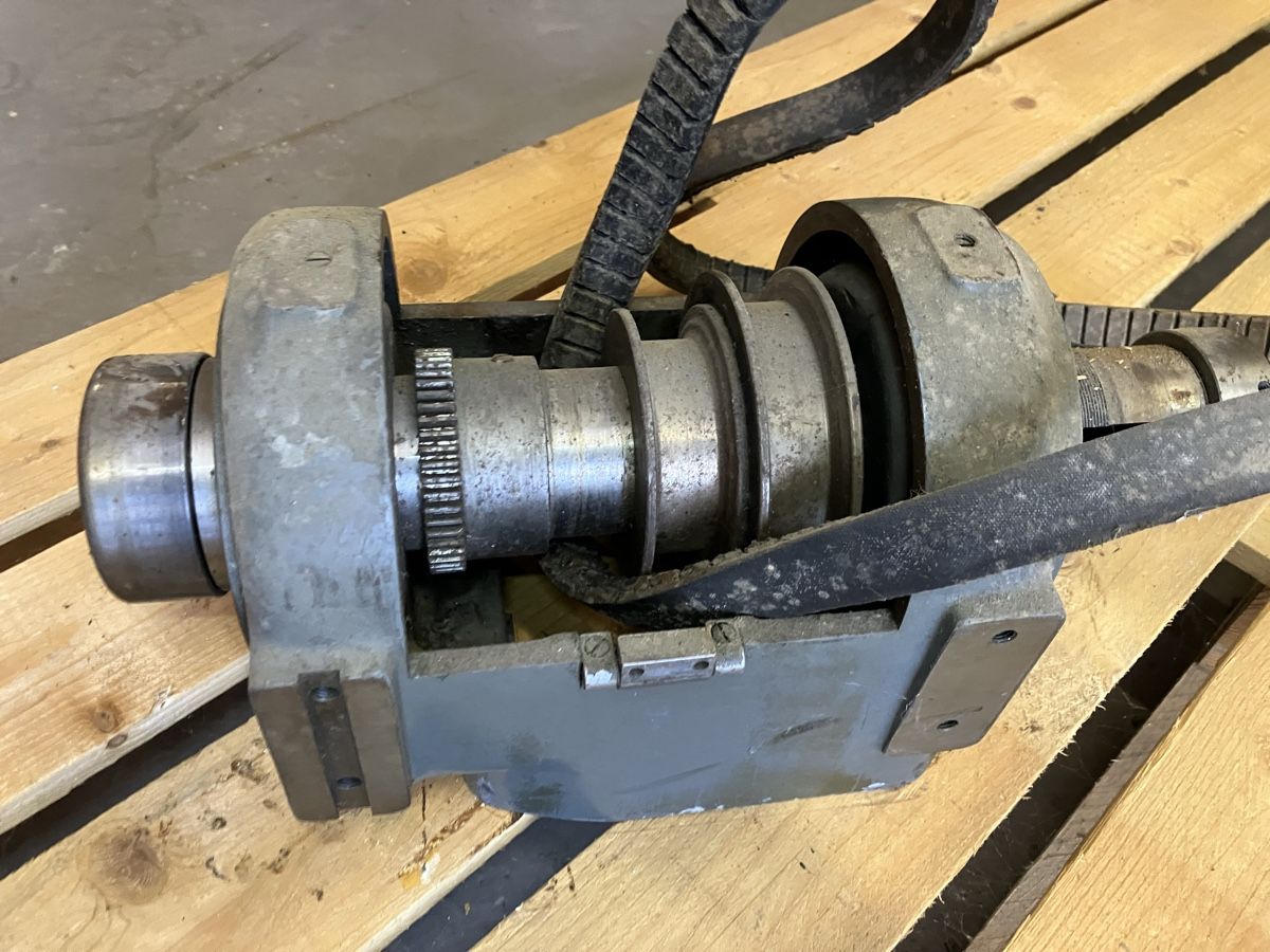 Schaublin Altro per industria metallurgica: Schaublin 102 Spindelstock – Usato da Herzogenbuchsee venduto da ttaazz79 1