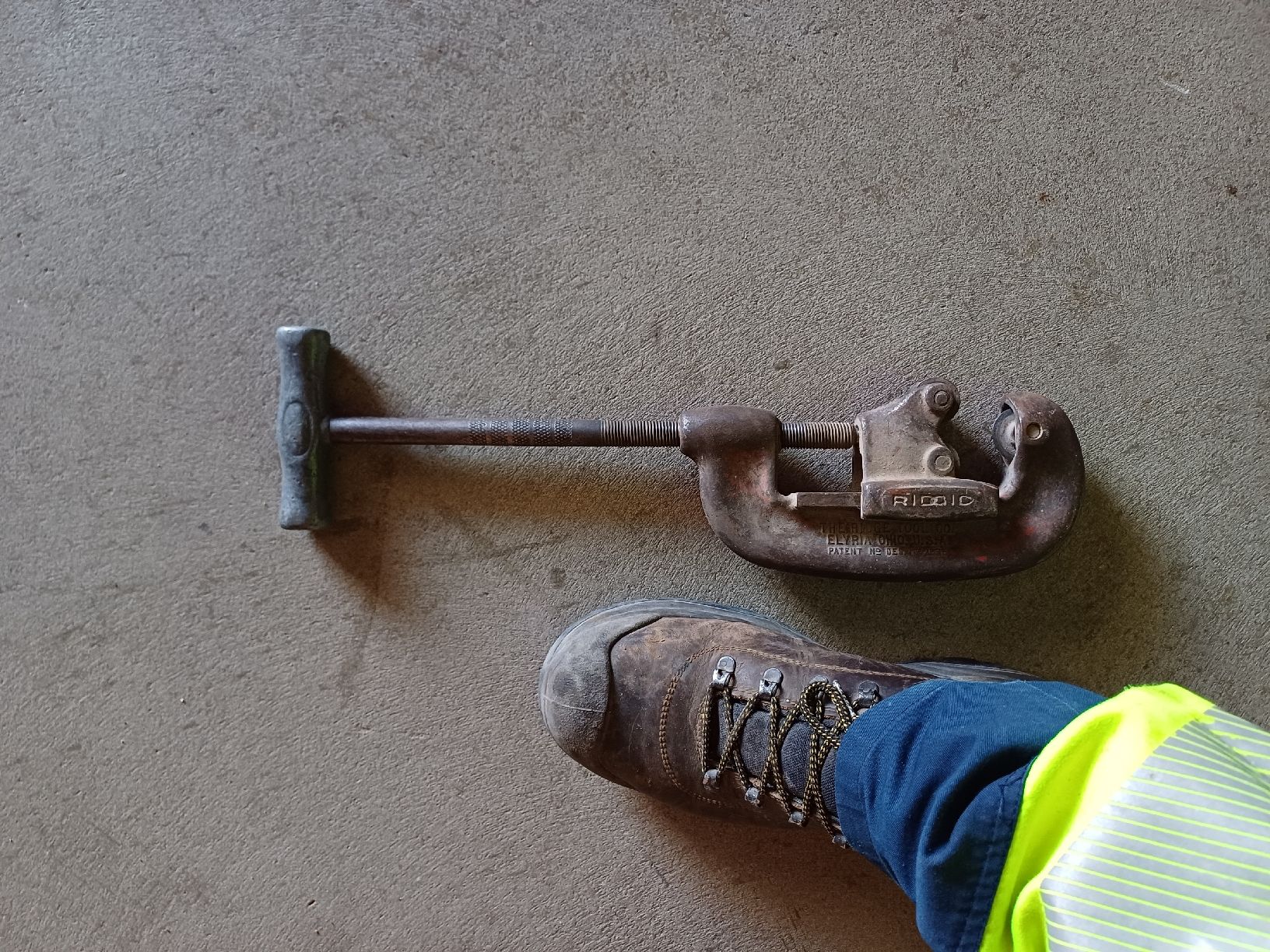 Ridgid Tutti gli attrezzi: Coupe tubes et outils pour saniter – Usato da Orbe venduto da Carmelo85 1