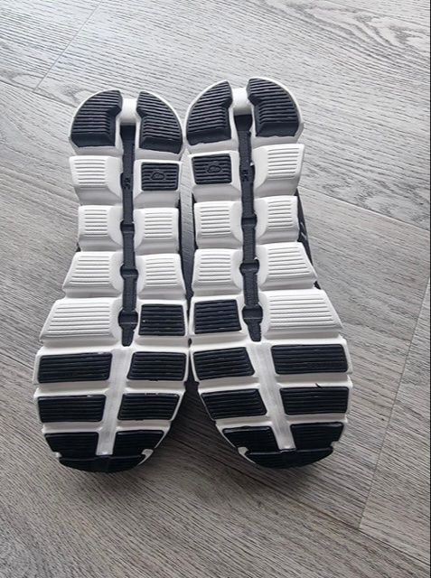 On Chaussures hommes: On cloud Schuhe Grösse 42 – Neuf (Voir description) à Lommis par supersue 4