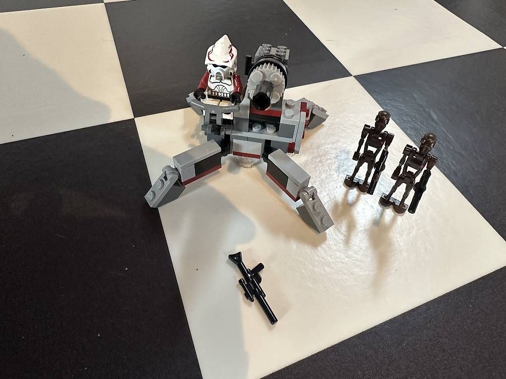 Lego Kit di costruzioni: Lego 9488 – Usato da Assens venduto da fabien1042