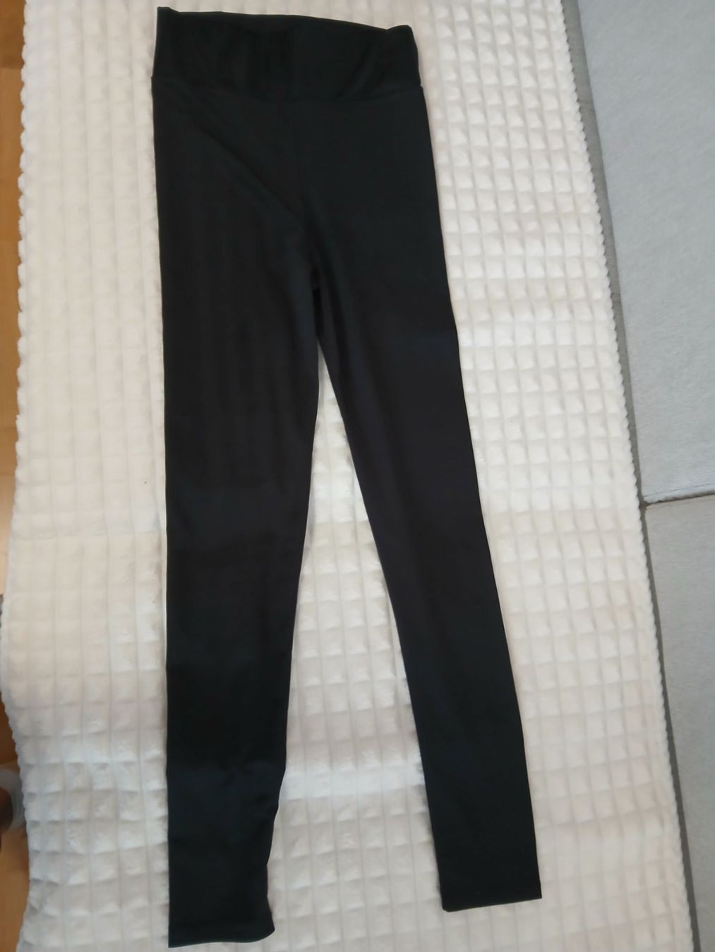 Leggings: Schwarze Leggings Gr. S - bequem und elastisch! – Neu und originalverpackt aus Glattbrugg von fin_66d8