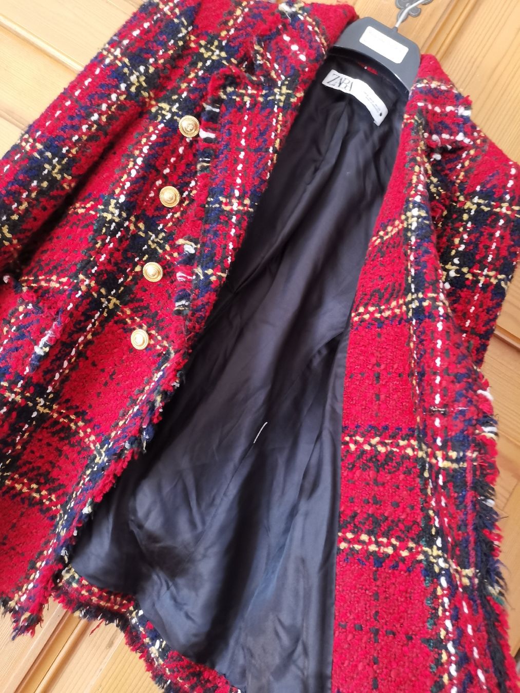 Zara Giacche: Zara Karo Boucle Blazer  – Usato da Uerikon venduto da pink_flamingo 2