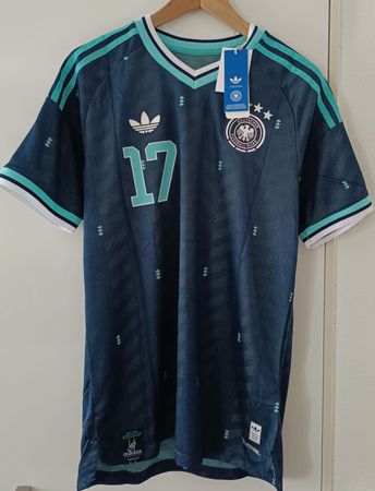 Deutschland Trikot 2026 Grösse M, Wirtz