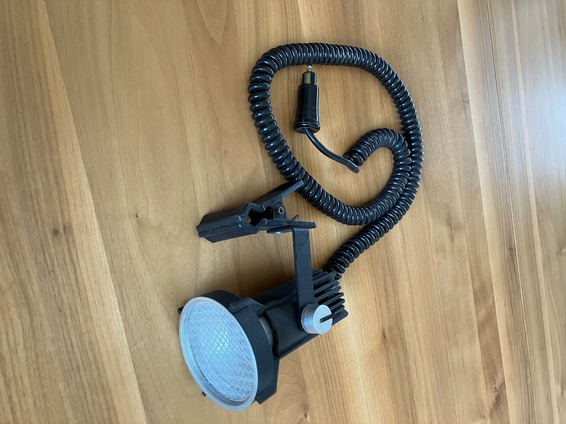 Lampade: Vintage Klemmspot / Lampe mit Spiralkabel, Schwarz 12Volt – Usato da Dintikon venduto da 51rh 5