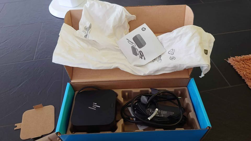 Hewlett Packard Docking station: HP Dockingstation – Nuovo (secondo la descrizione) da Seltisberg venduto da car_7kwr 1
