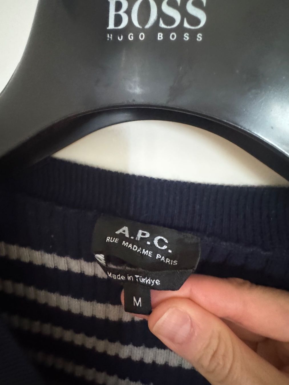 Apc Pullover & Sweatshirts: A.P.C. Damenpullover, Größe M – Gebraucht aus Zürich von nat_vv8v 1