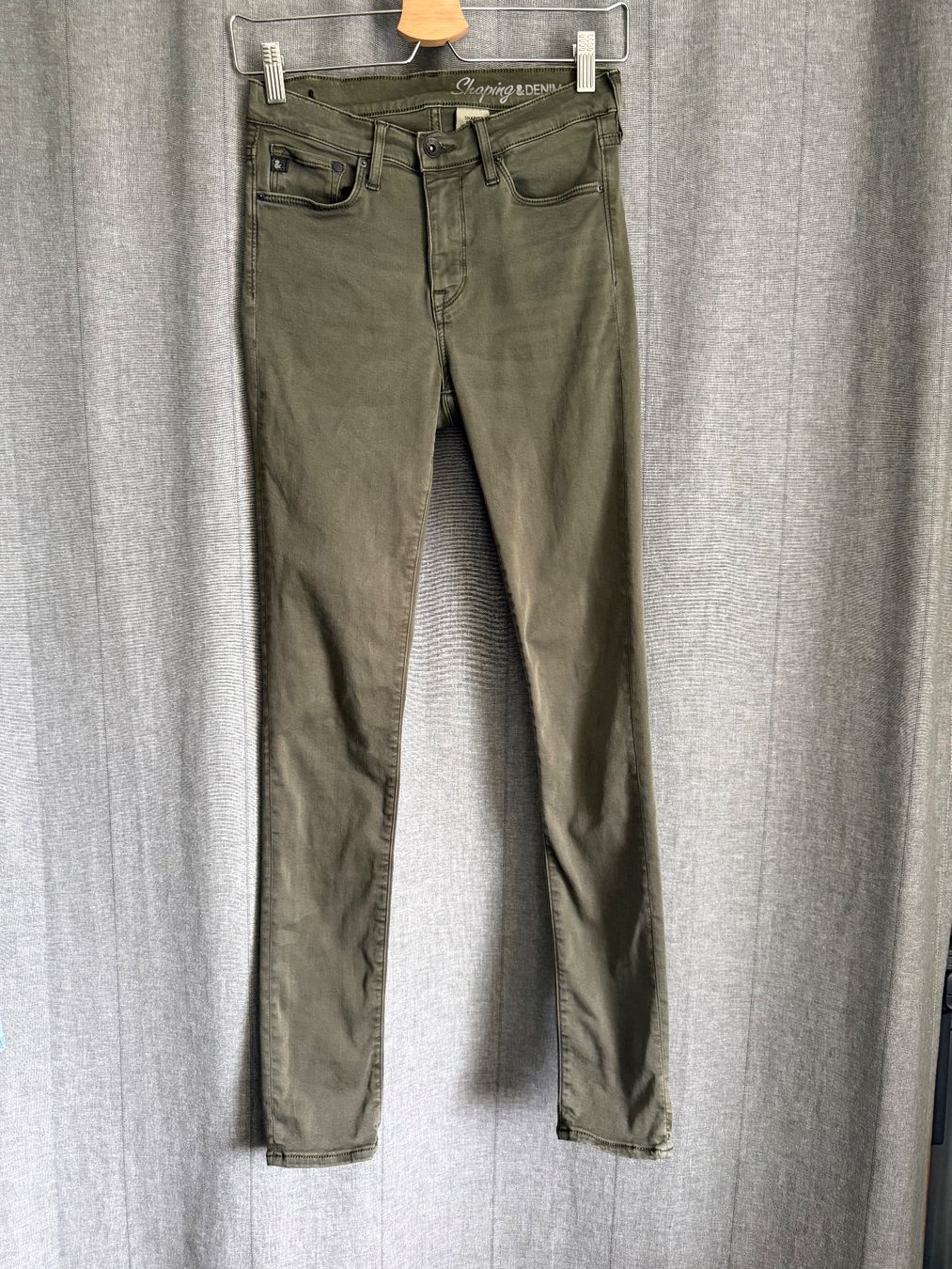 H&M Jeans: Shaping Skinny Jeans – Nuovo (secondo la descrizione) da Uitikon Waldegg venduto da MGC 1