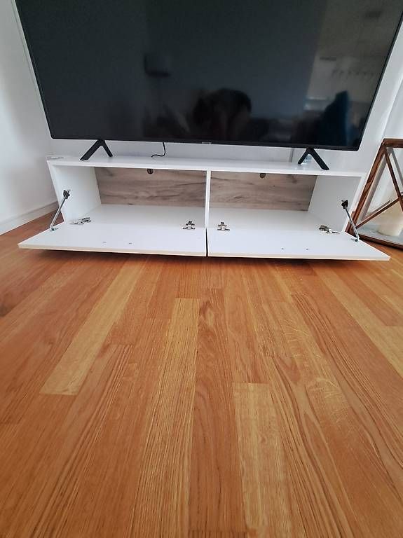 Meubles TV: TV Möbel - Sideboard – D'occasion à Malters par FuchsO 1
