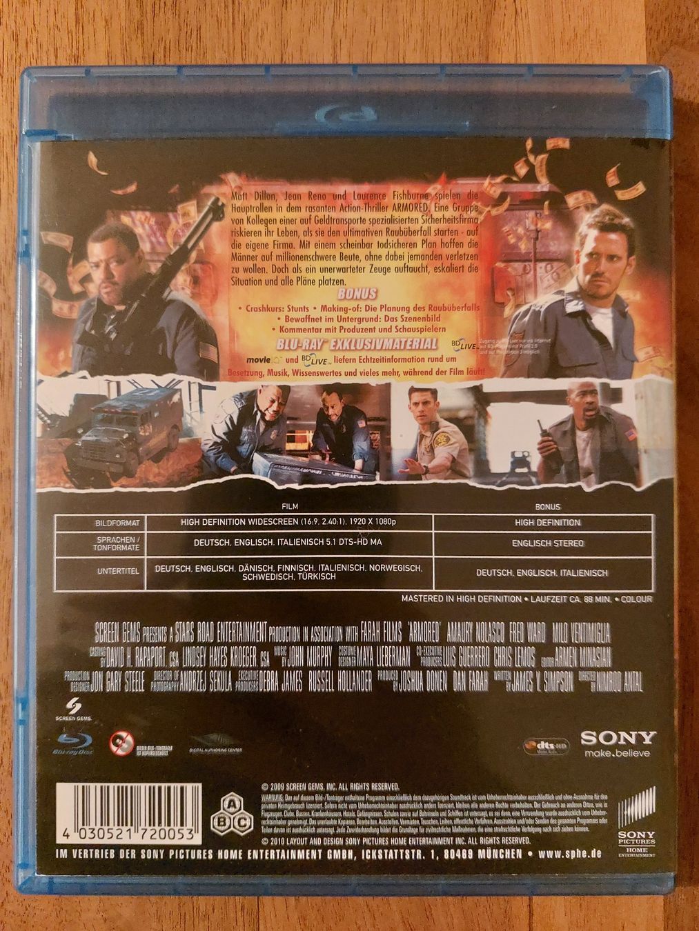 Tous les DVDs: Blu Ray - Armored / Wer wird überleben? – D'occasion à Rheinfelden par FilmAuktion 1