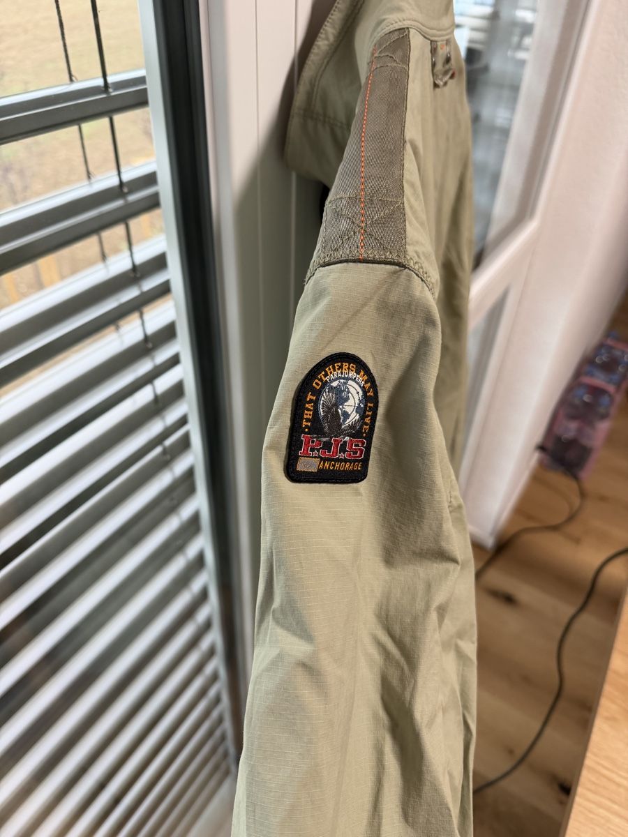 Parajumpers Giacche: Parajumpers Jacke L – Usato da Wangen b. Olten venduto da dkiss95 2