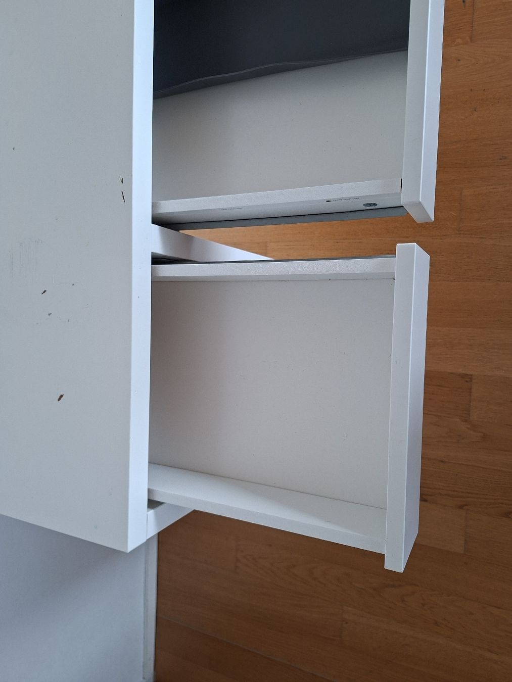 Schreibtische: Schreibtisch Ikea weiss – Gebraucht aus Hildisrieden von Letzi0 4