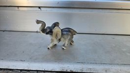 Piccola statua elefante