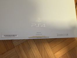 PlayStation 4 Retro Design Konsole mit Controller guter Zust