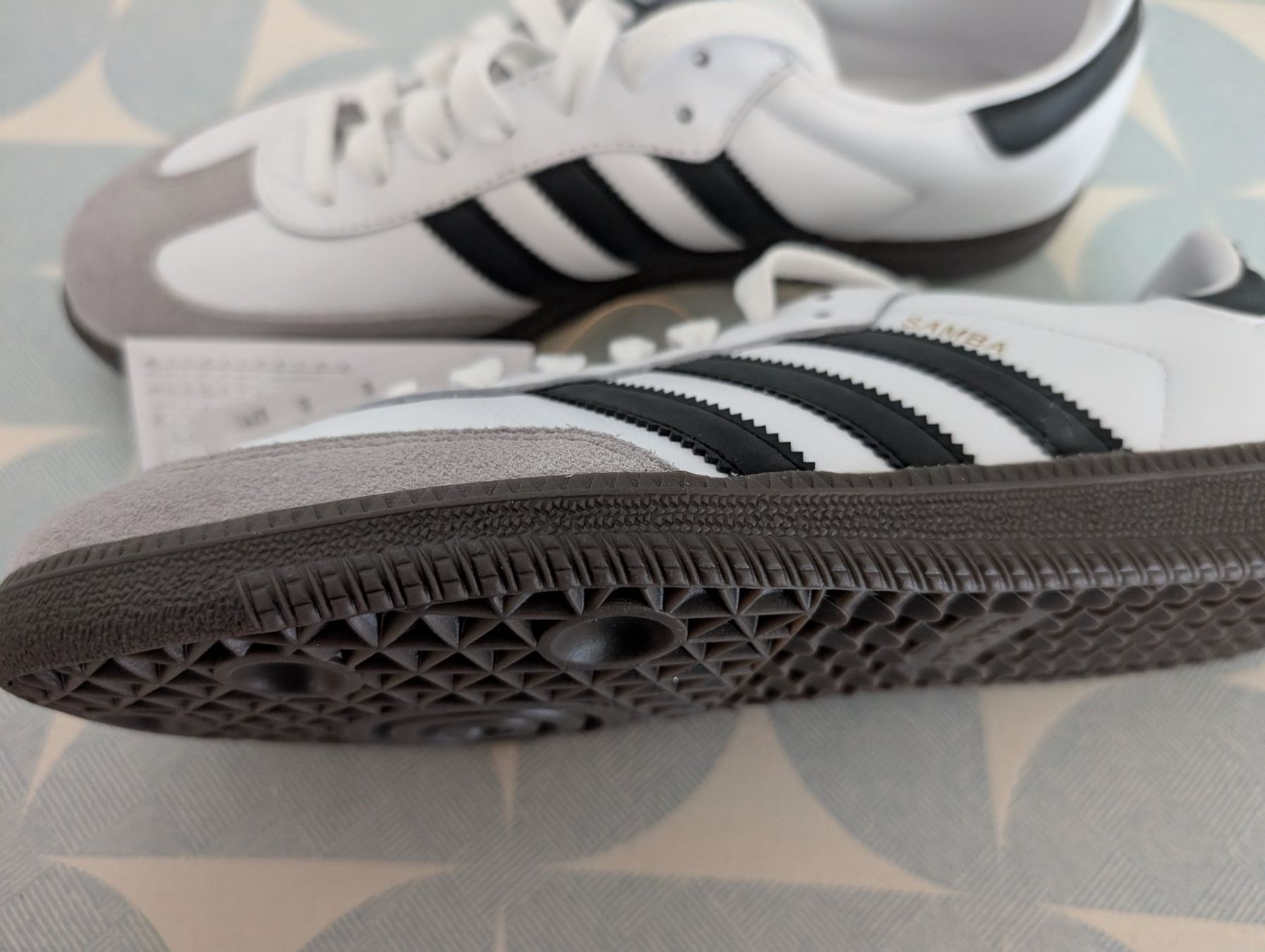 Adidas Herrenschuhe: Adidas Samba weiss NEU 43.5 Grösse – Neu (gemäss Beschreibung) aus Stans von Magas 1
