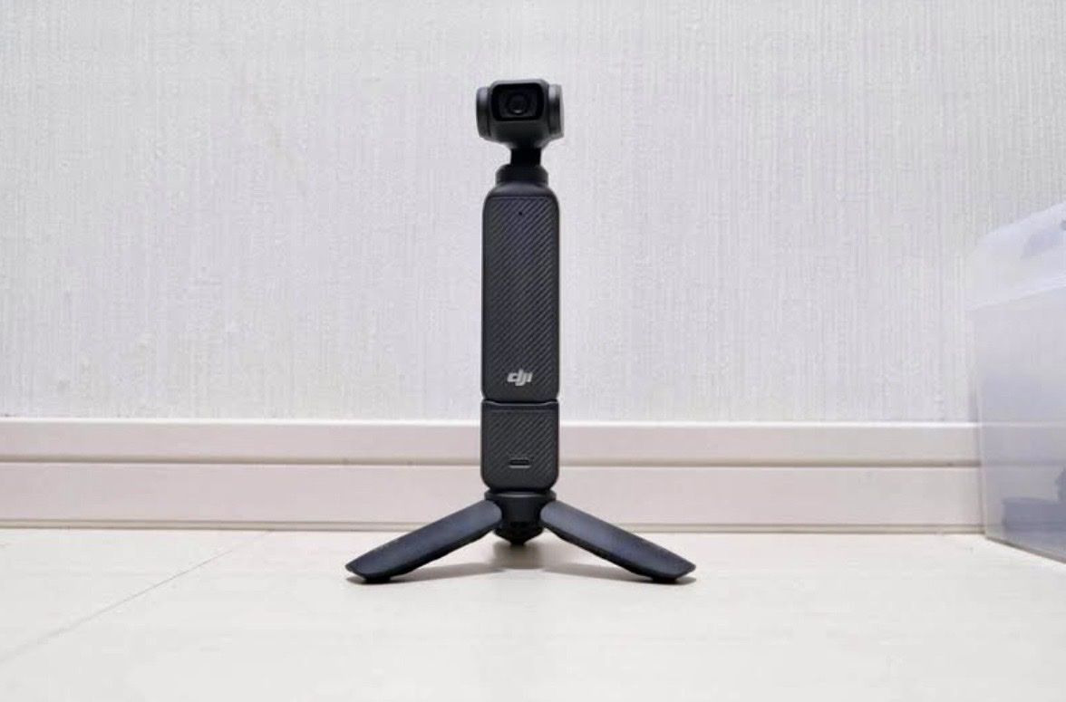 DJI Videocamere: DJI Osmo Pocket 3 Creator Combo + EXTRAS – Nuovo (secondo la descrizione) da Zürich venduto da Daveischda