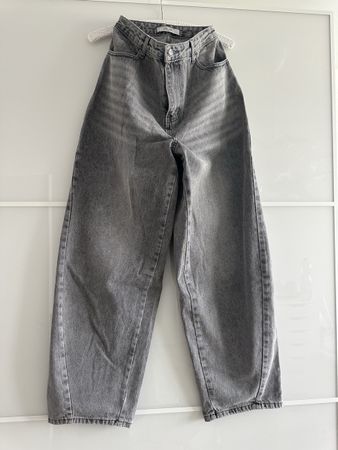 Graue Baggy Jeans Gr. 36