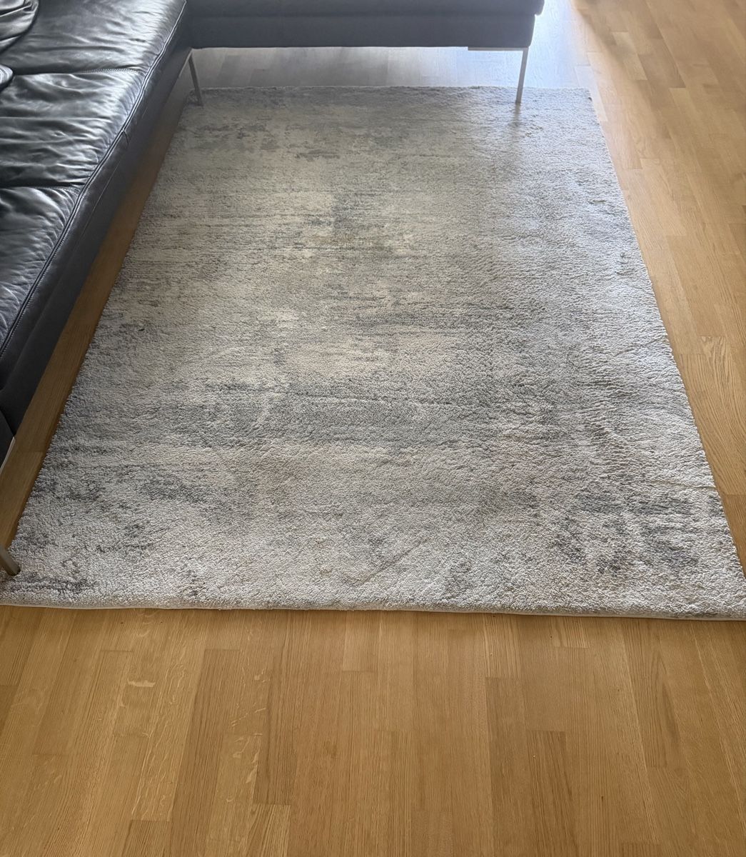 Tappeti: Grosser Wohnzimmerteppich Grau / Beige – Usato da Zürich venduto da kadir58 2
