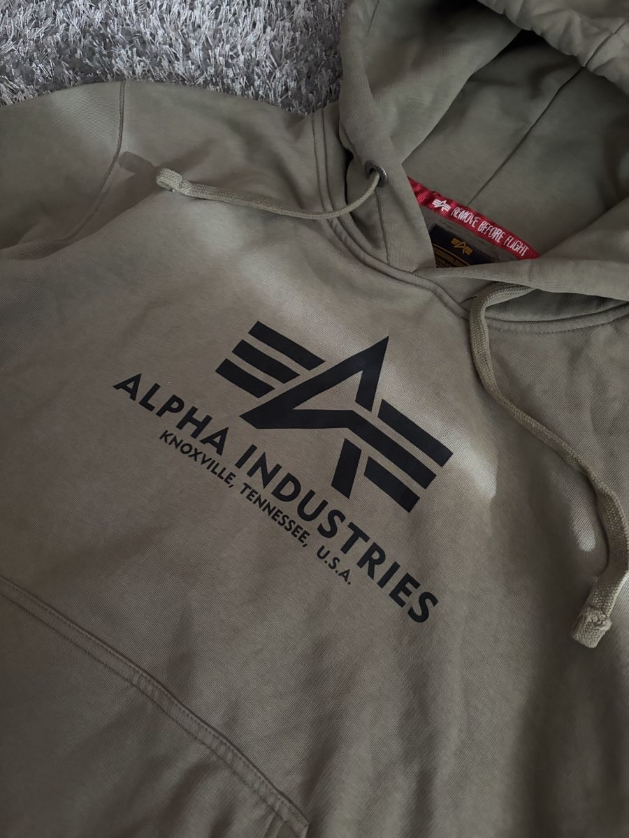 Alpha Industries Maglioni & Felpe: Olive green Alpha Industries hoodie – Usato da Brislach venduto da edu_t6pq 1