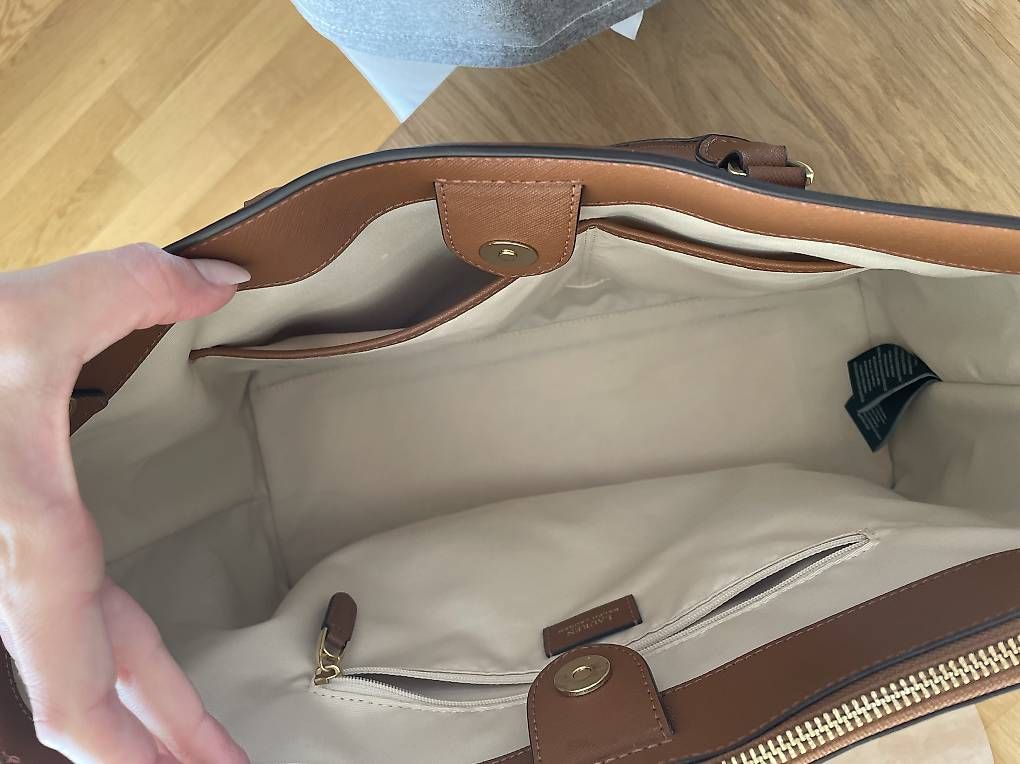 Borse da donna: Sac à main Lauren Ralph Lauren  – Usato da Fribourg venduto da alinez29 1