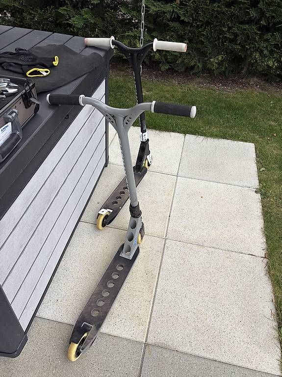 Kickboard: 2x trottinettes Micro Xtreme – Usato da Estavayer-le-Lac venduto da Rde_1977