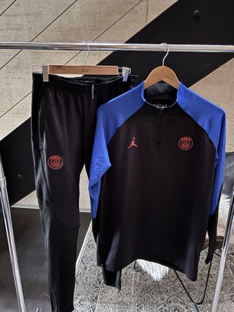 Paris Saint-Germain tracksuit Jordan Slim Fit Size L ⚽️