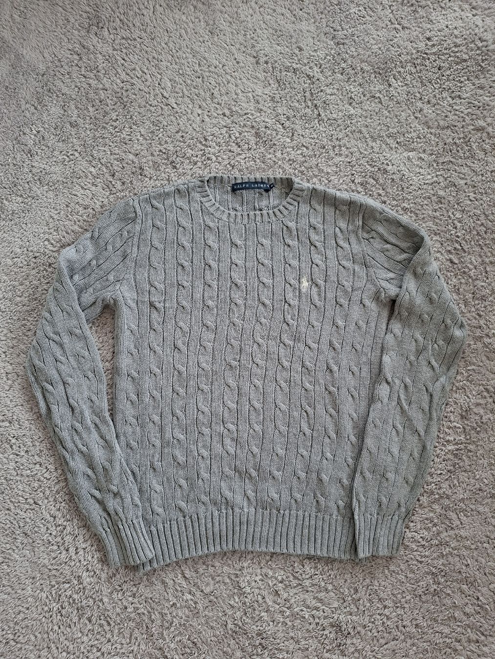 Ralph Lauren Pullover & Sweatshirts: Pull Ralph Lauren maille torsadée gris taille M – Gebraucht aus Renens VD von ser_j2fn