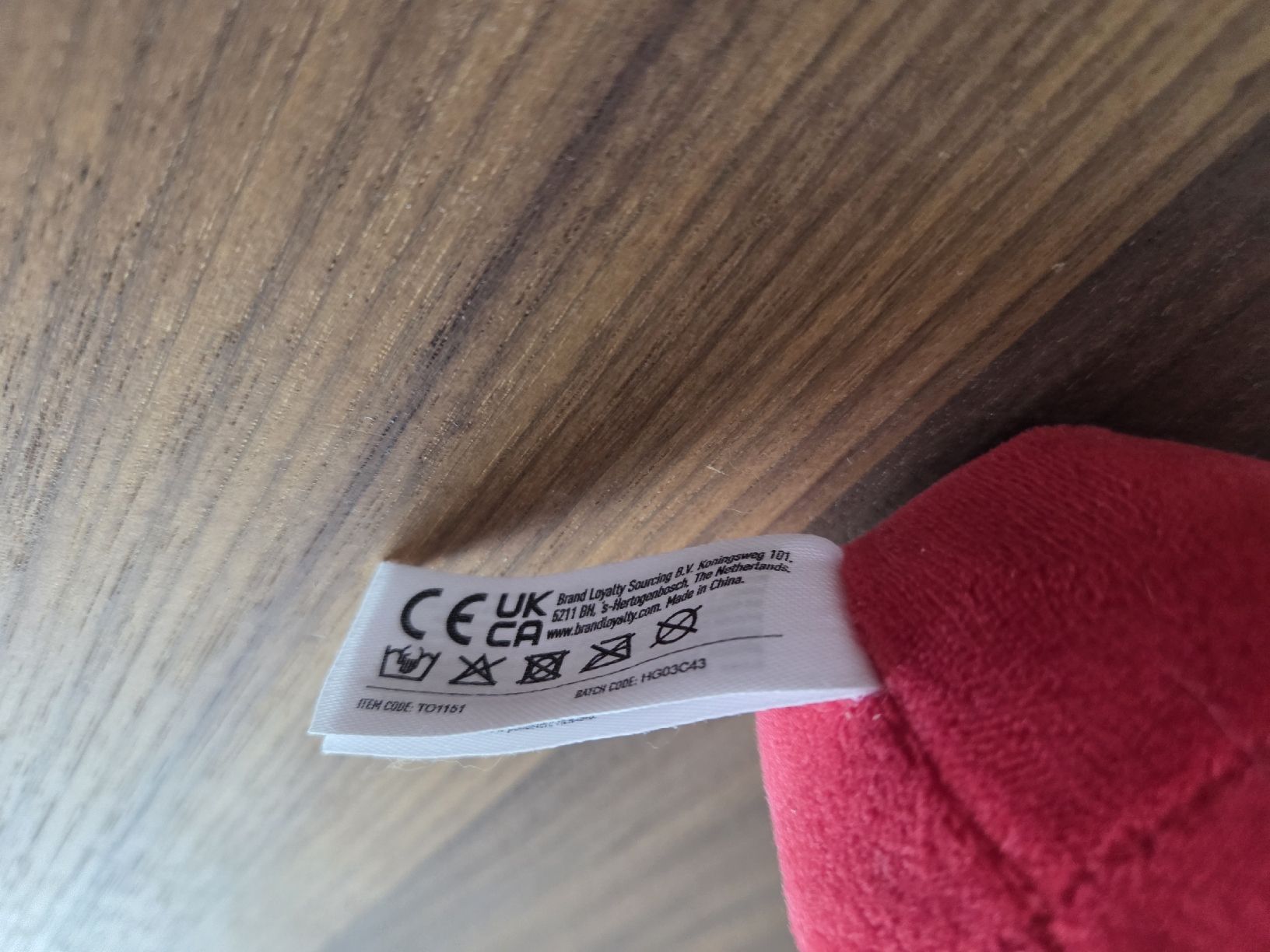 Disney Spielzeuge: Mickey Mouse Stofftier, gebrauchter-guter Zustand – Gebraucht aus Hinwil von Jessica13 2