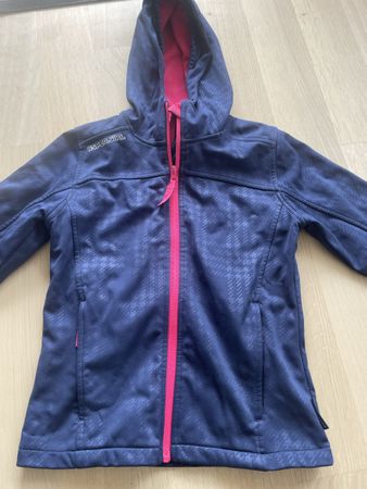 Softshelljacke Aspen Girl Gr.146 gefüttert neuwertig