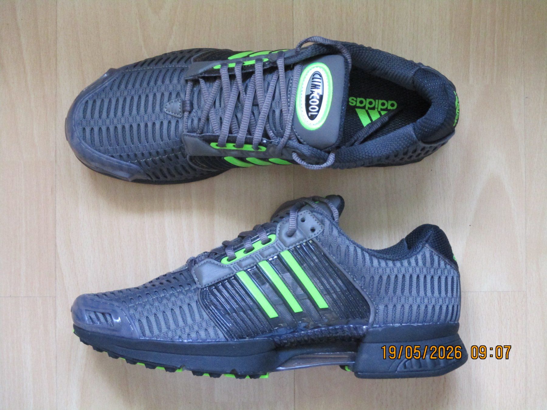 Herrenschuhe: ADIDAS SPORTSCHUHE GR. 45 – Gebraucht aus Safenwil von universum78