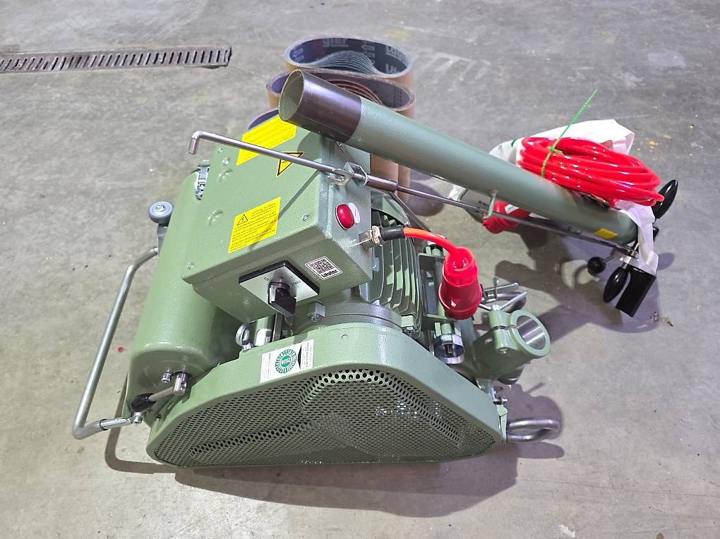 Alle Maschinen: Ponceuse à bande Lägler Super Hummel – Gebraucht aus Vétroz von robbish81 1