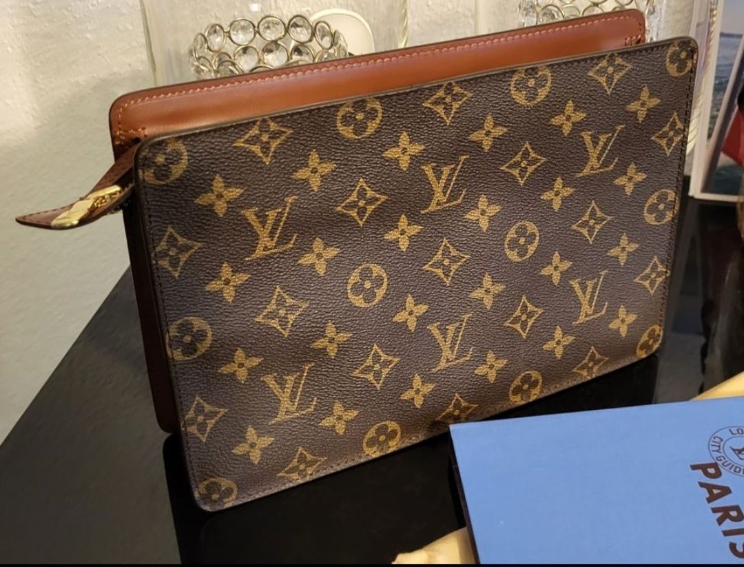Lettini & sedie per cosmetici: 100% LV kosmetiktasche – Usato da islikon venduto da mir_8cbw 4