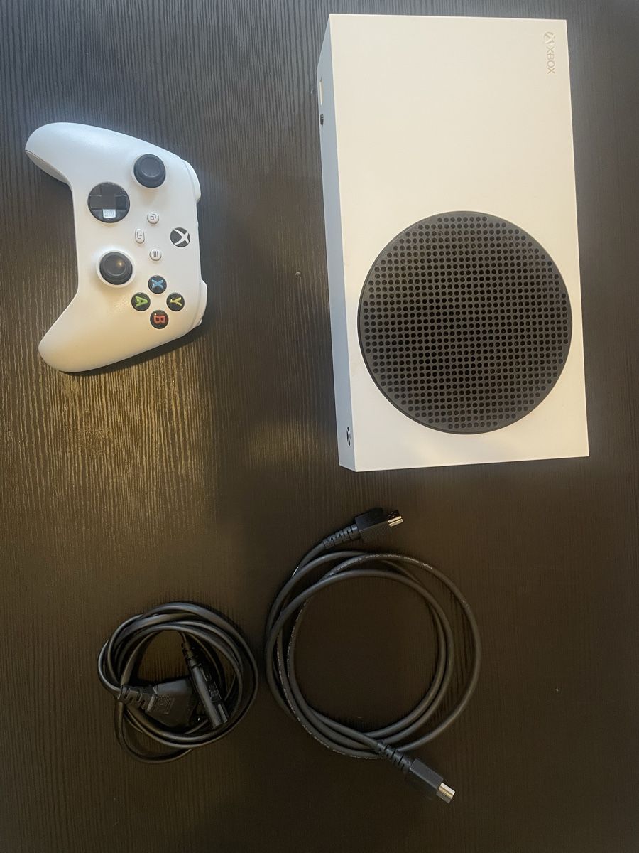 Microsoft Konsolen: Xbox Series S Konsole mit Controller – Gebraucht aus Grenchen von sabi.sk92 3