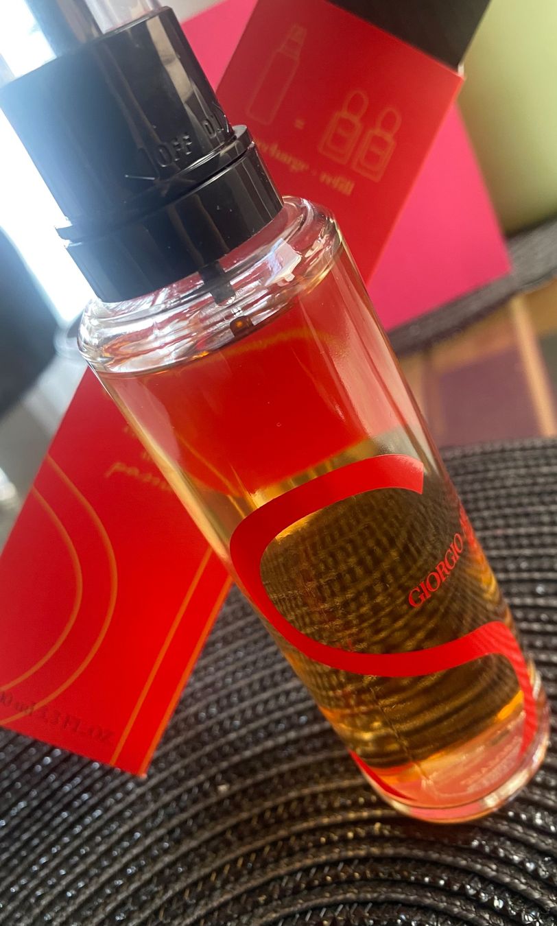 Armani Parfum & Eau de Toilette: Giorgio Armani – Gebraucht aus Niederbuchsiten von CsBertha 1