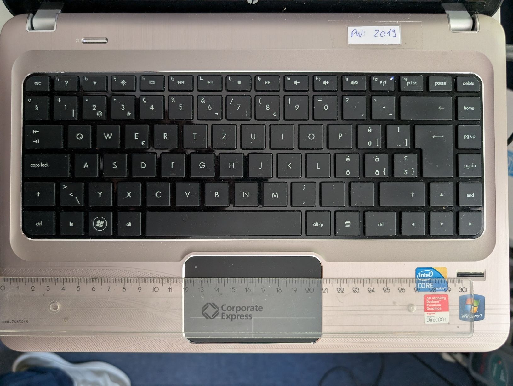 Hewlett Packard Portables: HP Laptop 15-d000 Intel Core i5 – D'occasion à Basel par rubah 1