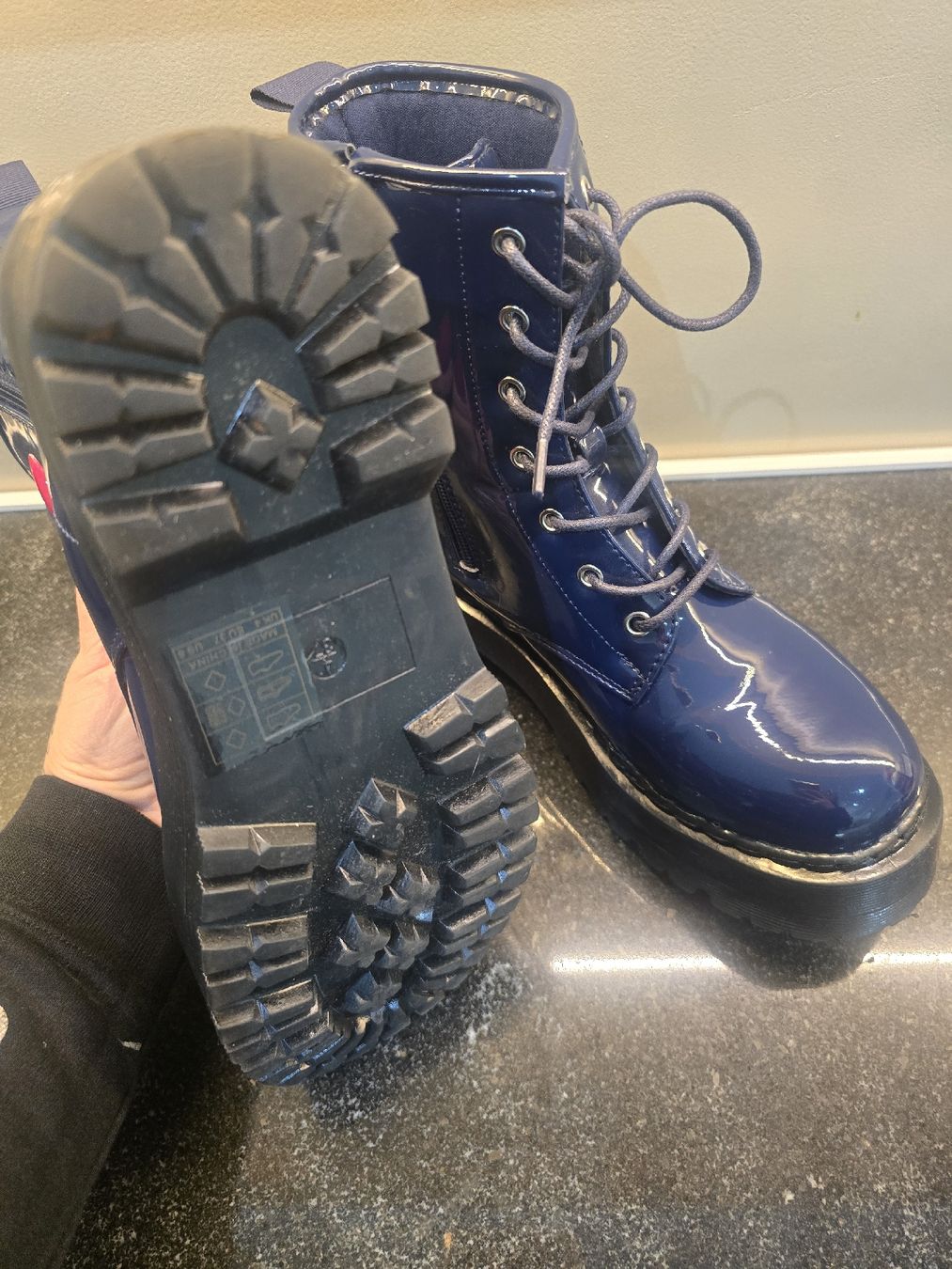 Scarpe da donna: Glamorous Boots Lack Navy - Grösse 37 – Usato da Hägglingen venduto da Raff_Ella 5