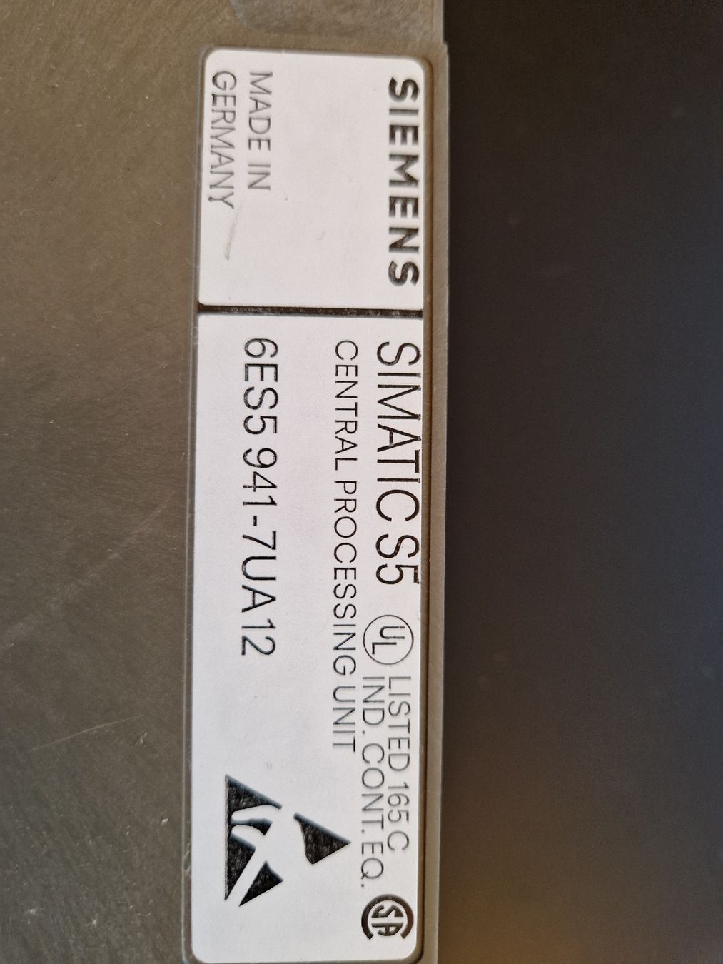 Siemens Componenti elettronici: Siemens SIMATIC S5 6ES5 941-7UA12 CPU 941 CPU – Usato da Bassersdorf venduto da Baerwid 1