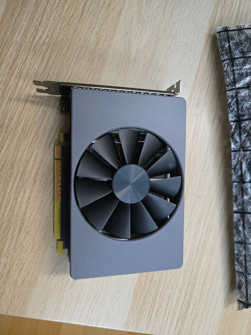 Nvidia Grafikkarten: Nvidia RTX 4060 8GB – Gebraucht aus Zürich von djd_q6h2