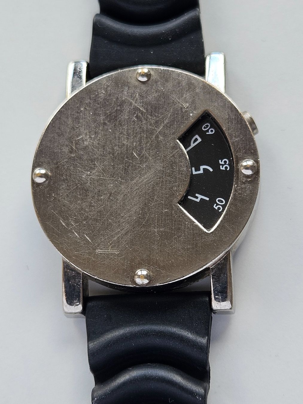 Uhren: 665 Times Quartz – Gebraucht aus Berikon von mmm21
