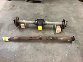 Hinterachse mit Schubrohr Peugeot 403