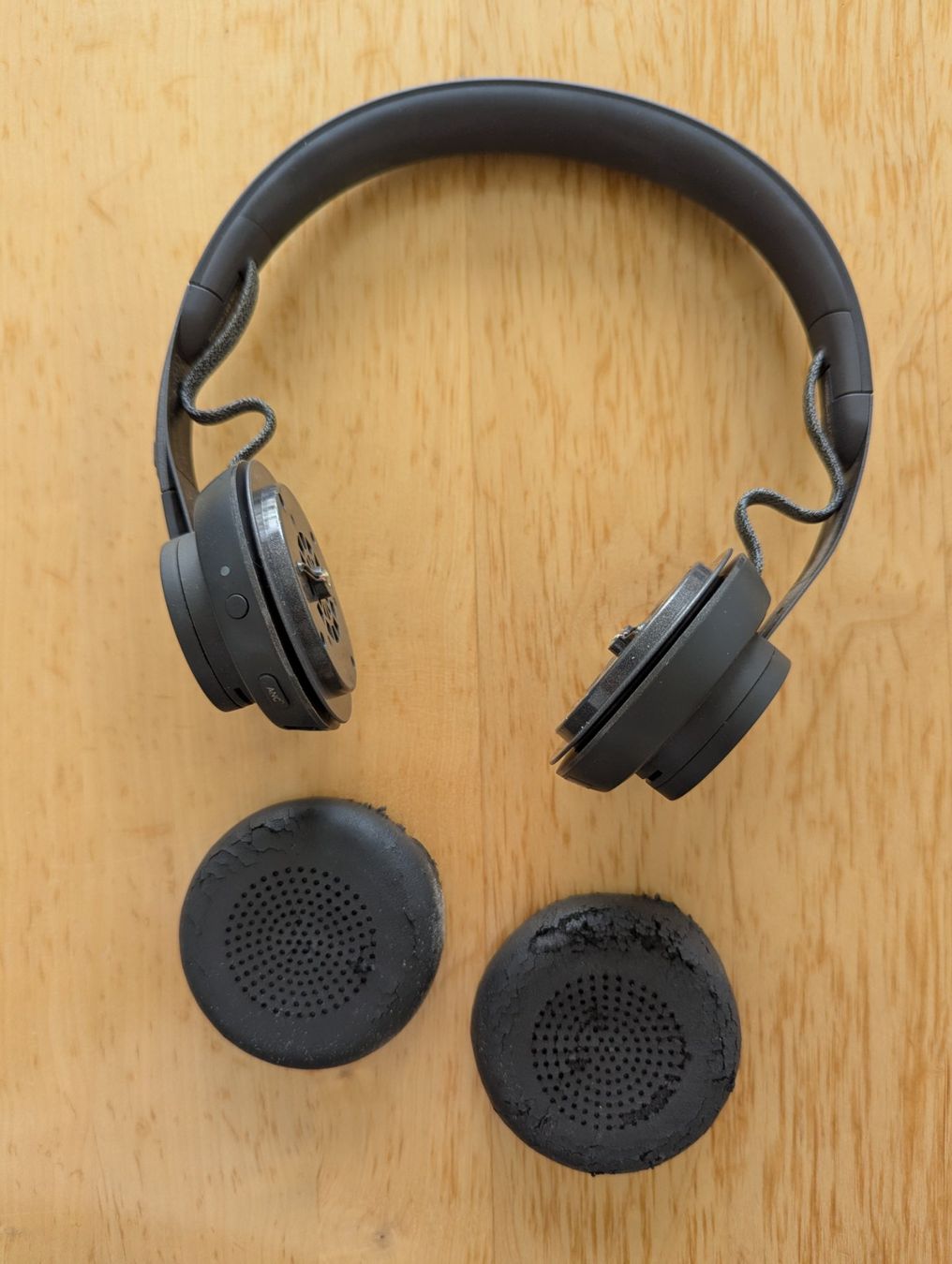 Logitech Kopfhörer: Logitech Zone Wireless Microsoft Teams Headset – Gebraucht aus Basel von die_8g9h 1