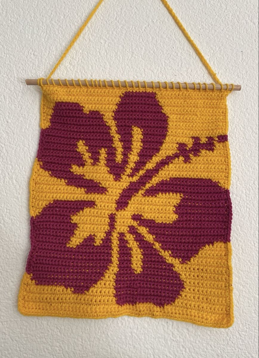 Carte da parati: Crochet wall hanging – Nuovo e nell'imballaggio originale da Zürich venduto da Zuri_Stitches