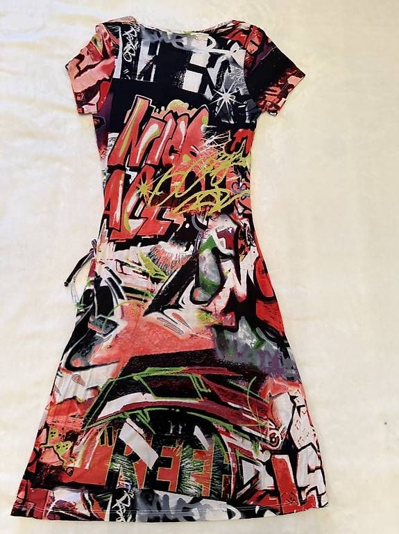 Vestiti: Kleid Fantasy "Passport" – Usato da Füllinsdorf venduto da Rivai 2