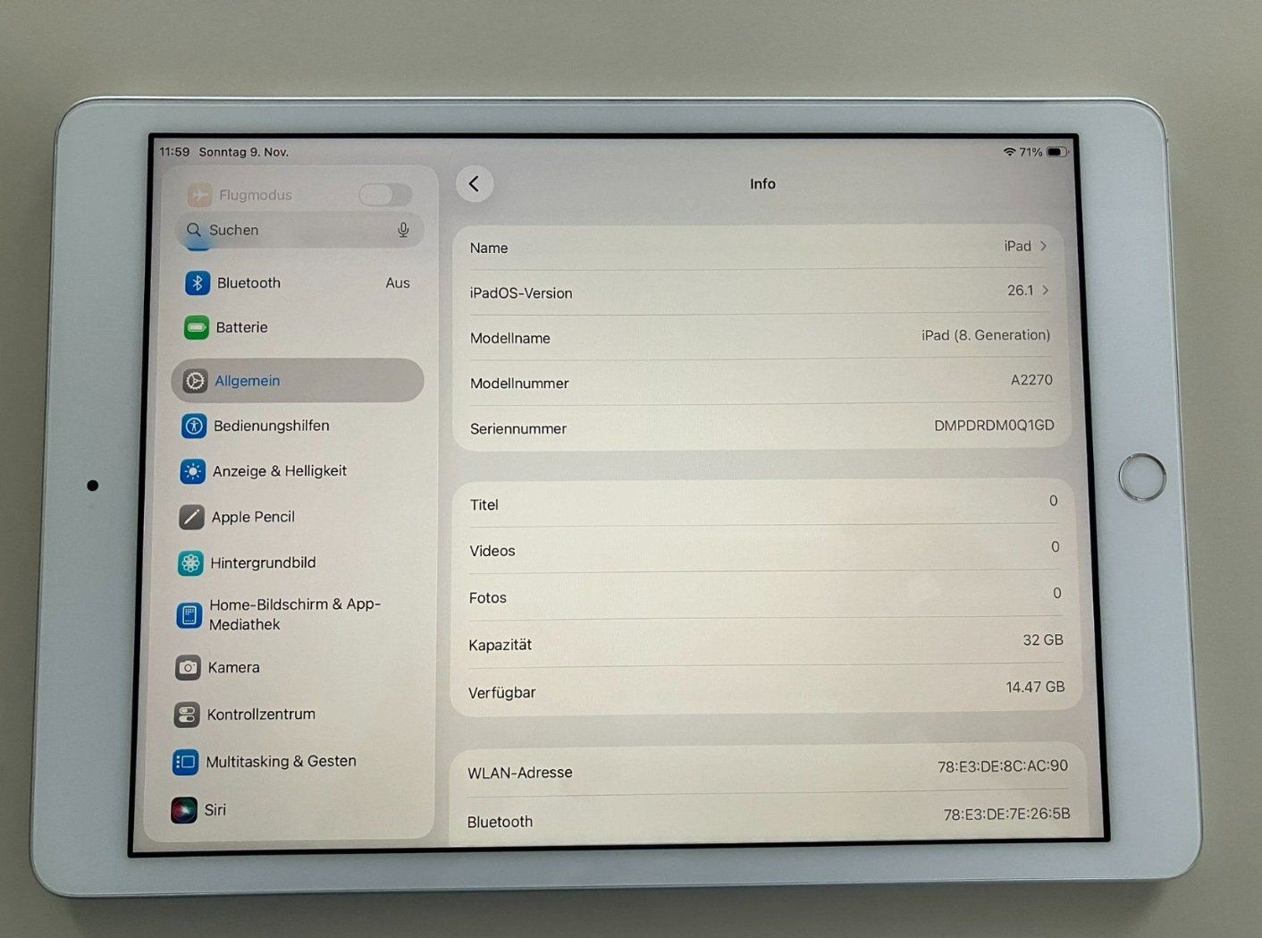 Apple Tablet PC: iPad 8.Generation WiFi / 32GB / Model A2270 – Usato da Reinach AG venduto da dia_85cv 1