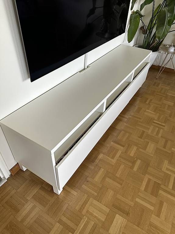 Ikea Meubles TV: Ikea TV Möbel – D'occasion à Muttenz par Member123456 1