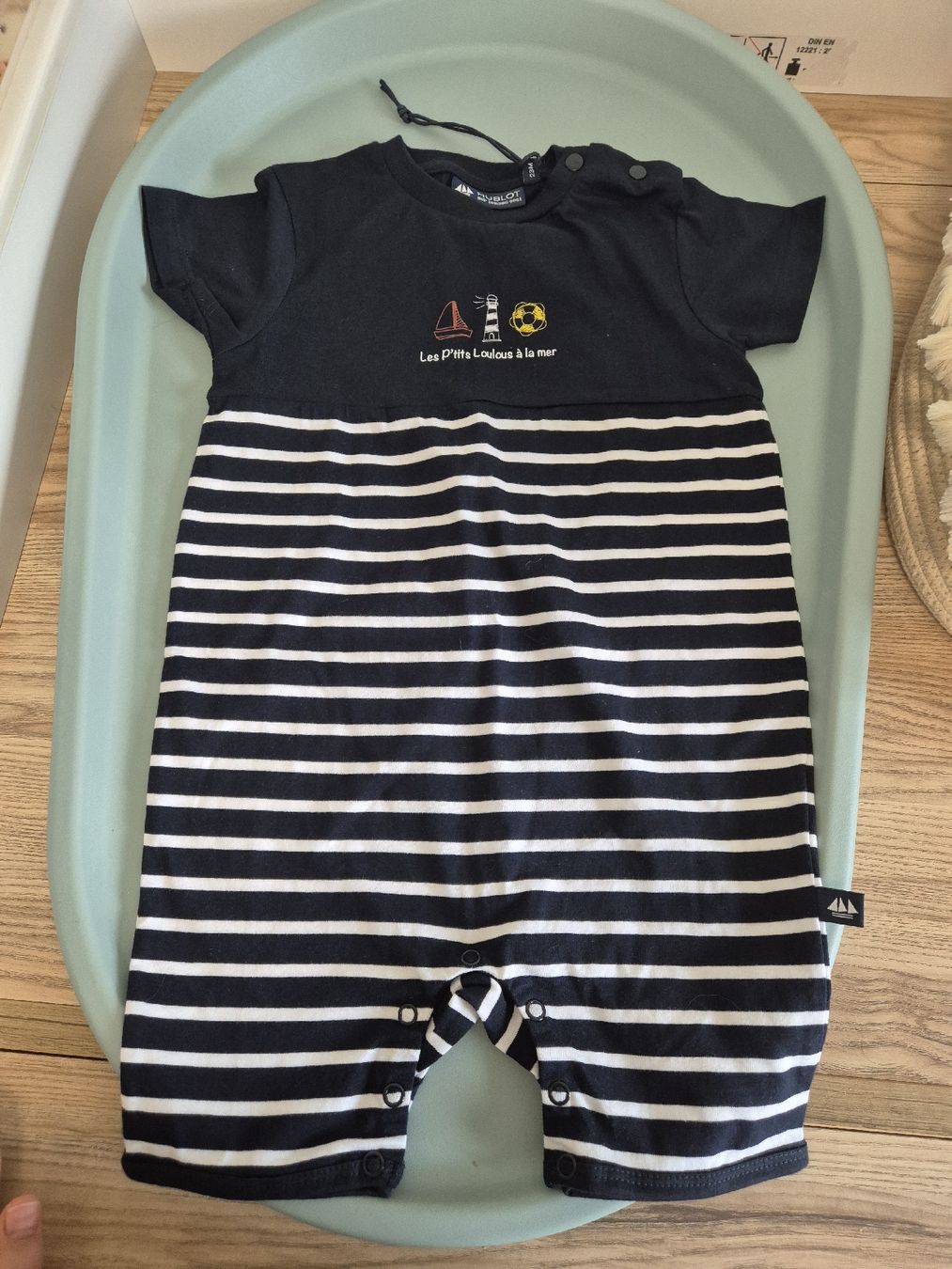 Tute: Baby Romper 24M – Nuovo e nell'imballaggio originale da Basel venduto da Elena_02