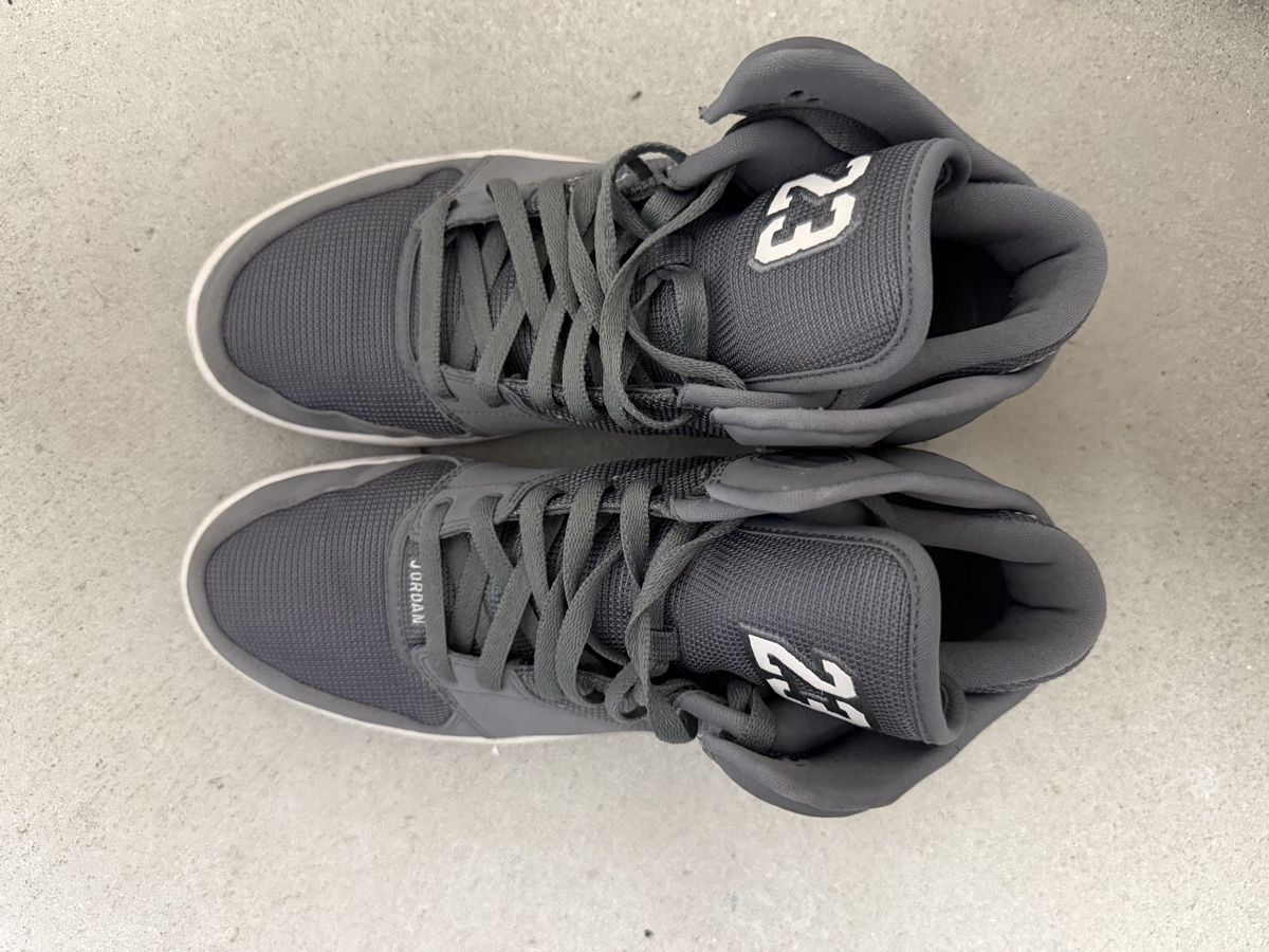 Jordan Scarpe da uomo: Jordan Sneaker Flight 45 – Nuovo (secondo la descrizione) da Rümlang venduto da san_pw8x 1
