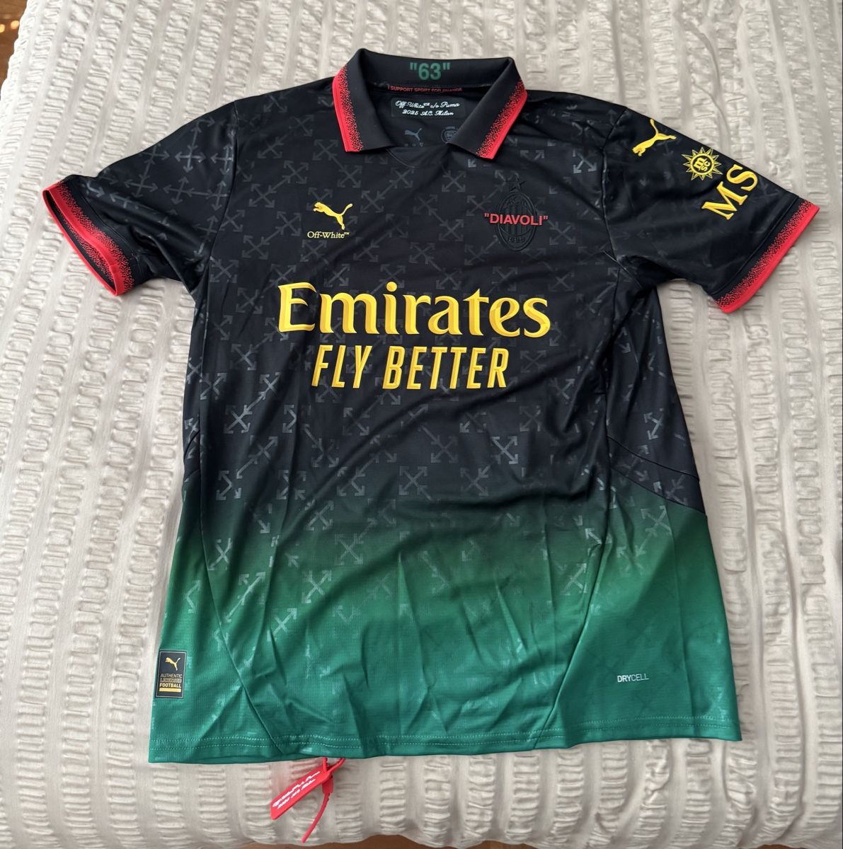 Canottiere & Pantaloni: AC Milan X Off White, Kyle Walker Gr. M – Nuovo (secondo la descrizione) da Vaduz venduto da sxmveel